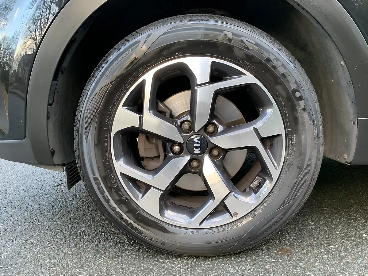 Used 2019 Kia Sportage 2 Black - Interior and Exterior details 11