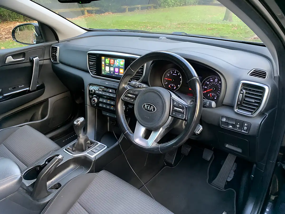 Used 2019 Kia Sportage 2 Black - Interior and Exterior details 15