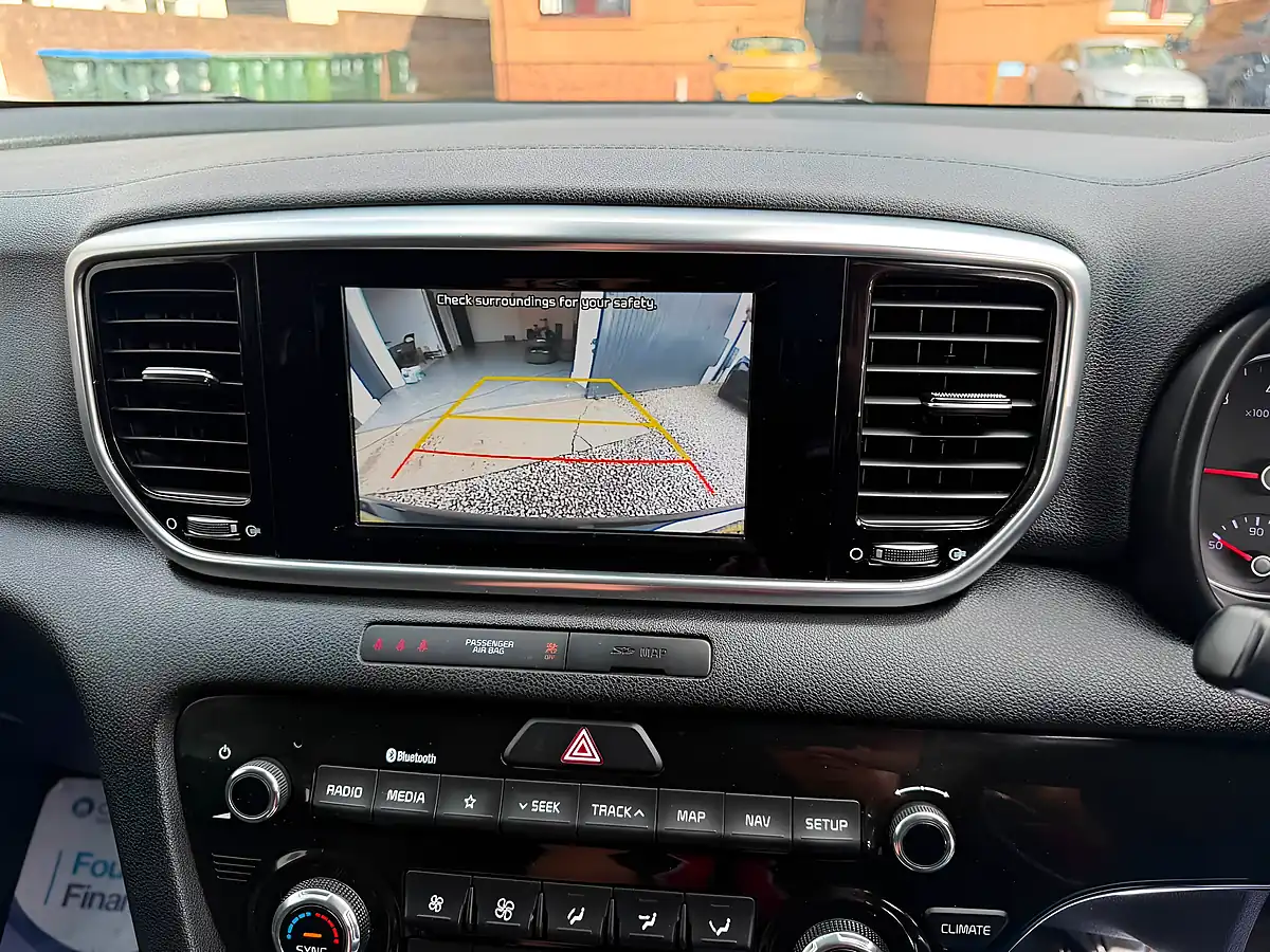 Used 2019 Kia Sportage 2 Black - Interior and Exterior details 10