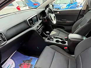 Used 2019 Kia Sportage 2 Black - Interior and Exterior details 7