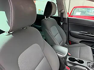 Used 2019 Kia Sportage 2 Black - Interior and Exterior details 8