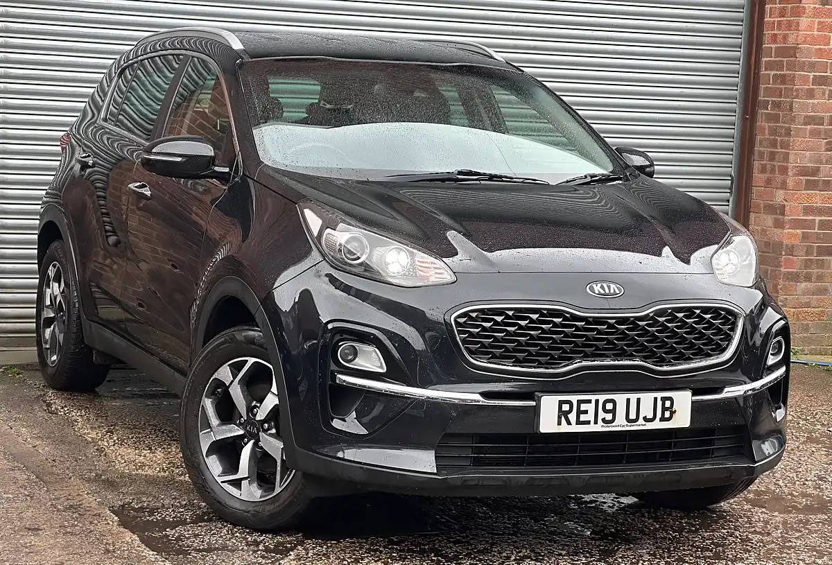 Used 2019 Kia Sportage 2 Black - Front View