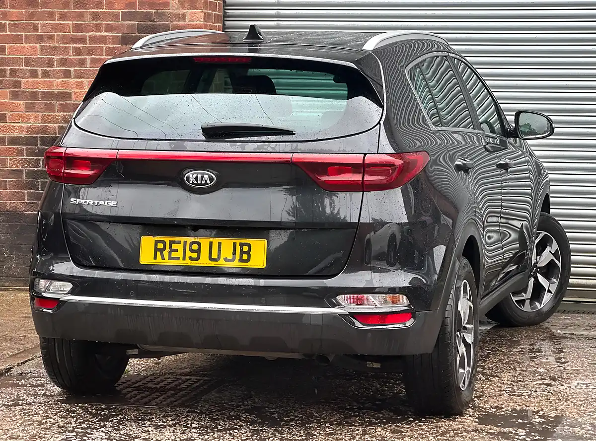 Used 2019 Kia Sportage 2 Black - Interior and Exterior details 11