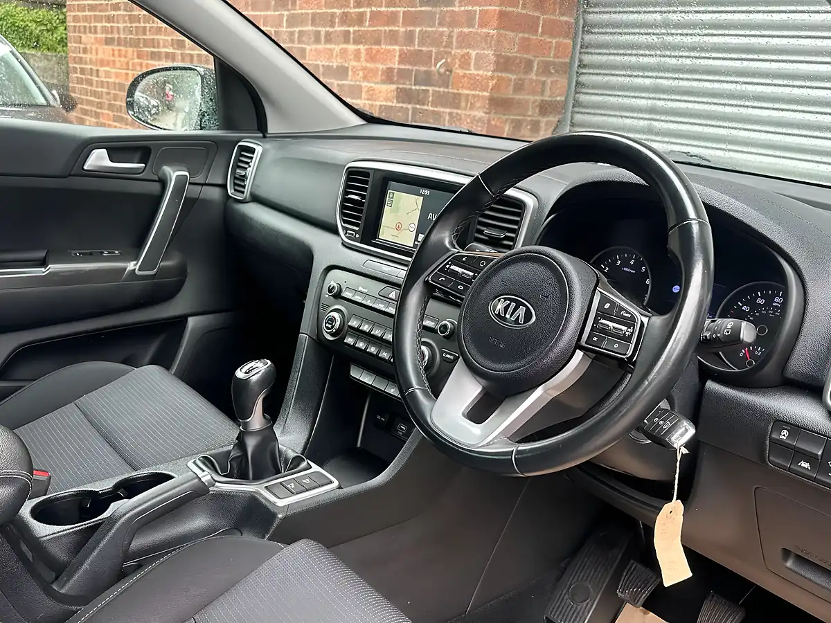 Used 2019 Kia Sportage 2 Black - Interior and Exterior details 7