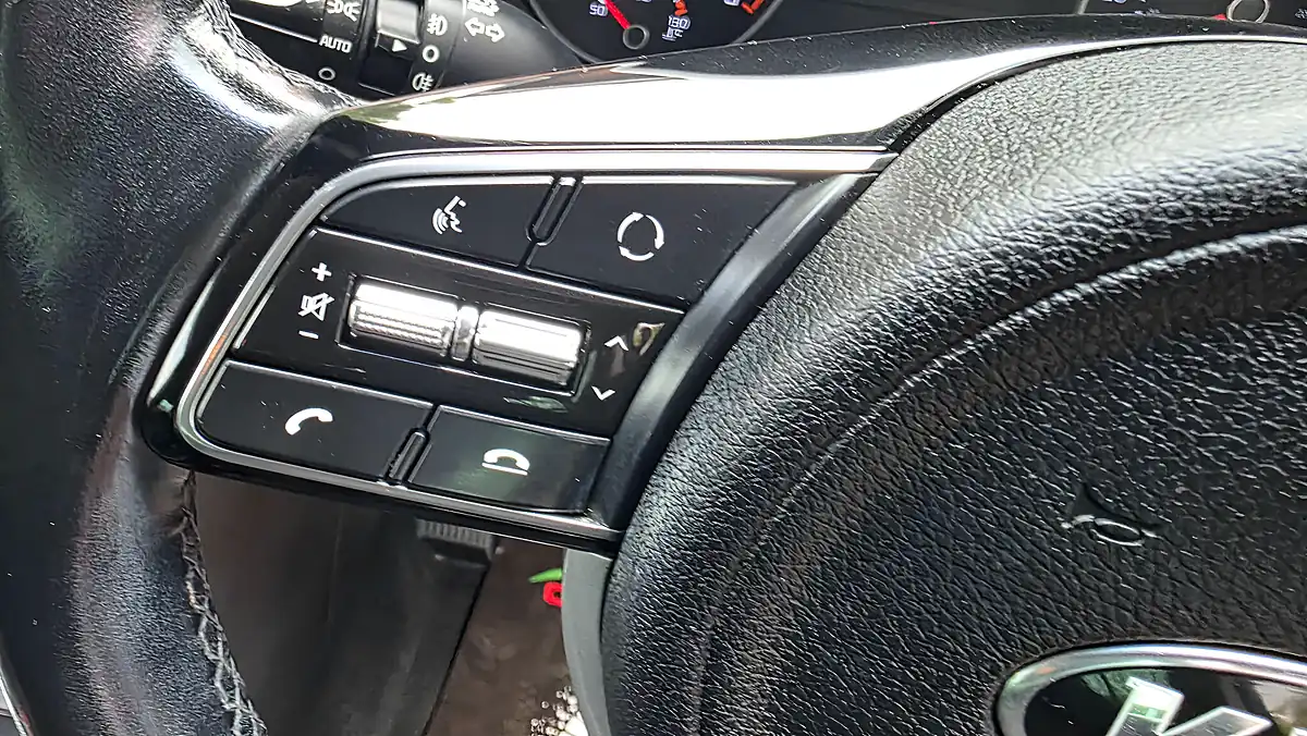 Used 2019 Kia Sportage 2 Black - Interior and Exterior details 13