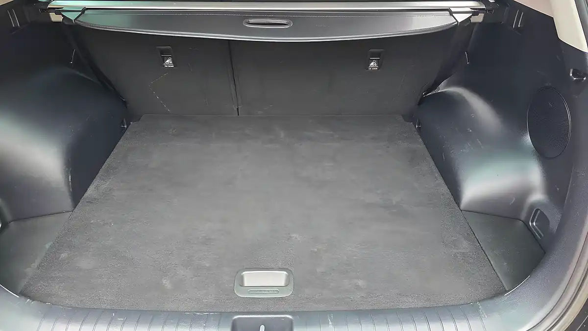 Used 2019 Kia Sportage 2 Black - Interior and Exterior details 19