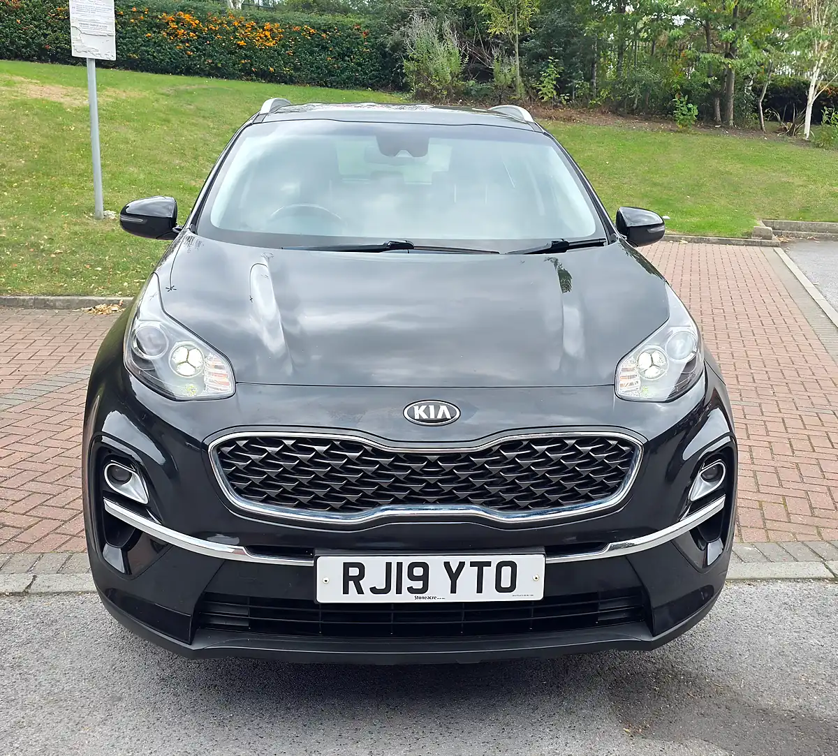 Used 2019 Kia Sportage 2 Black - Interior and Exterior details 3