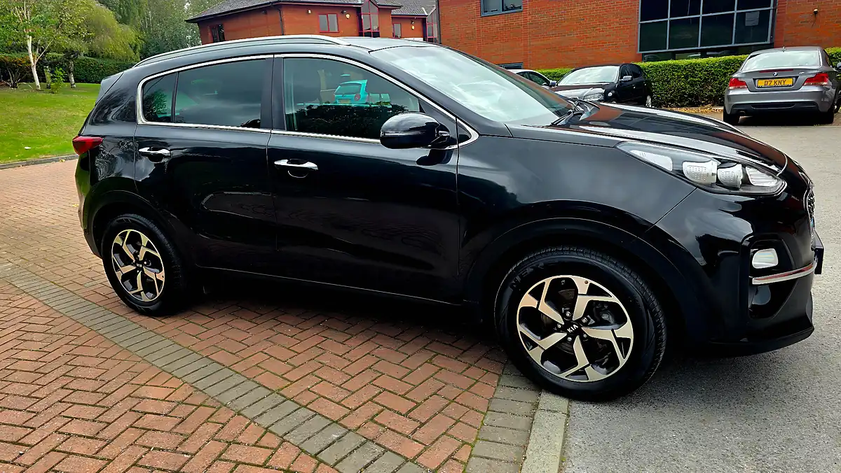 Used 2019 Kia Sportage 2 Black - Interior and Exterior details 4