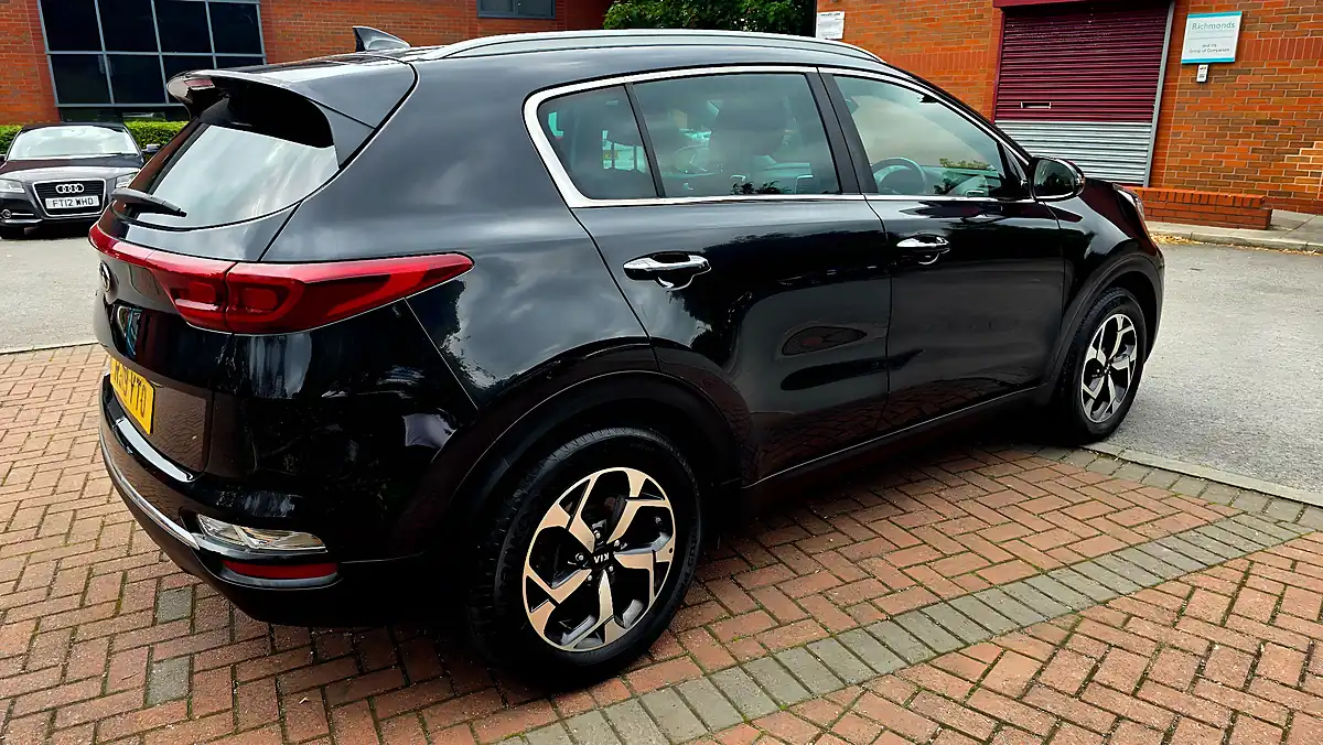 Used 2019 Kia Sportage 2 Black - Interior and Exterior details 7