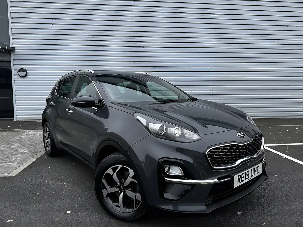Used 2019 Kia Sportage 2 Grey - Front View