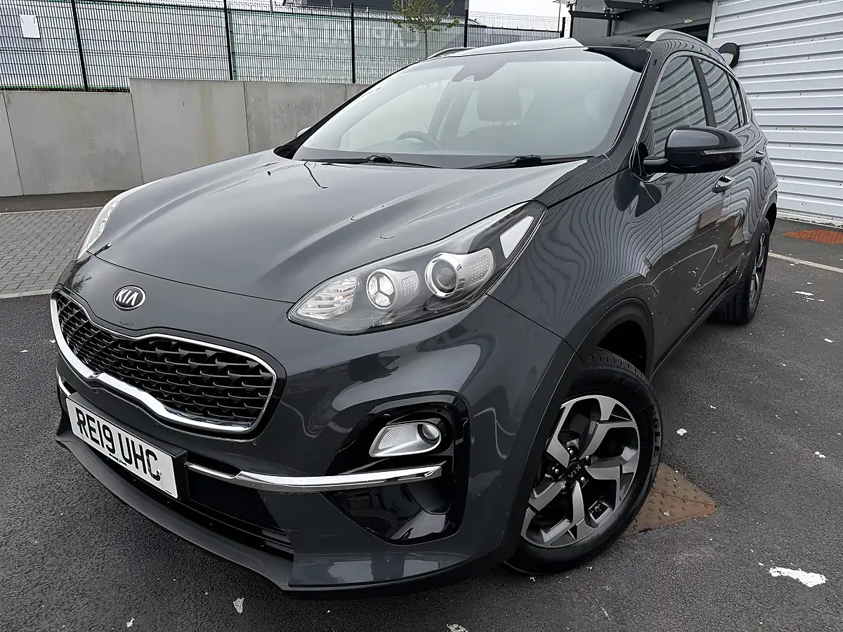 Used 2019 Kia Sportage 2 Grey - Interior and Exterior details 3