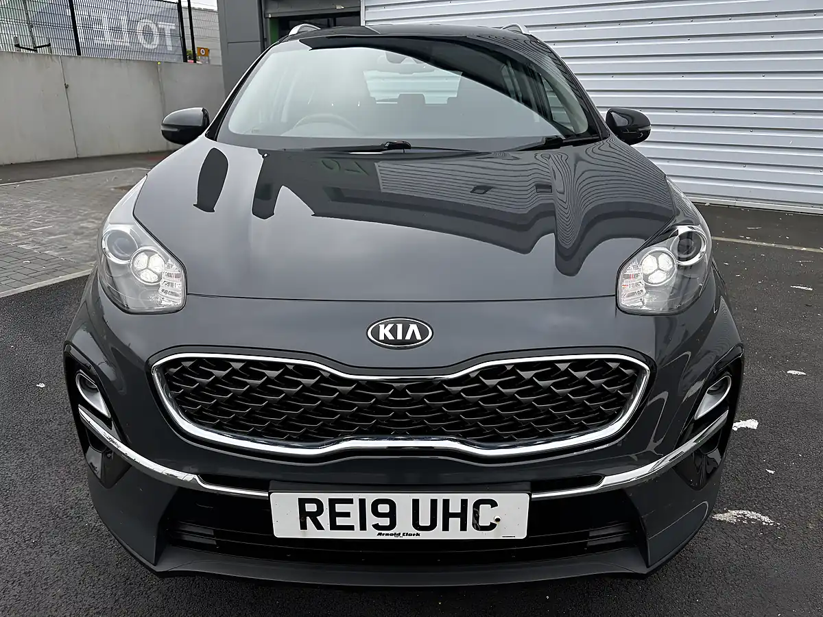 Used 2019 Kia Sportage 2 Grey - Interior and Exterior details 8