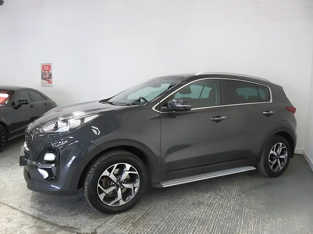 Used 2019 Kia Sportage 2 Grey - Interior and Exterior details 4