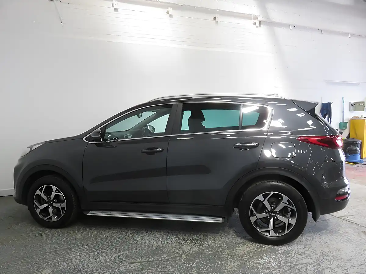 Used 2019 Kia Sportage 2 Grey - Interior and Exterior details 7