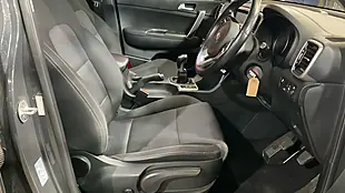 Used 2019 Kia Sportage 2 Grey - Interior and Exterior details 6