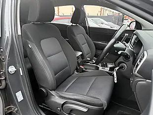 Used 2019 Kia Sportage 2 Grey - Interior and Exterior details 12