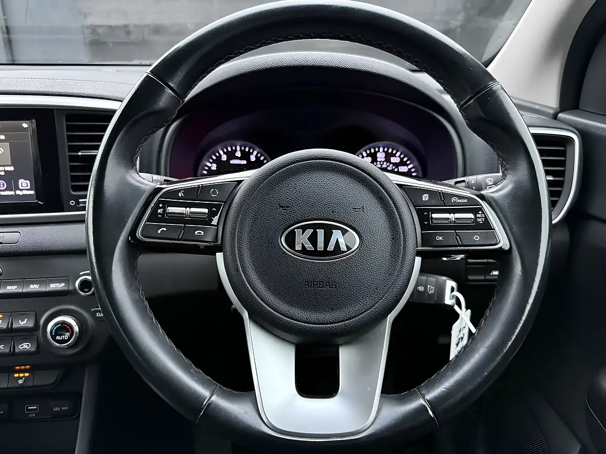 Used 2019 Kia Sportage 2 Grey - Interior and Exterior details 19