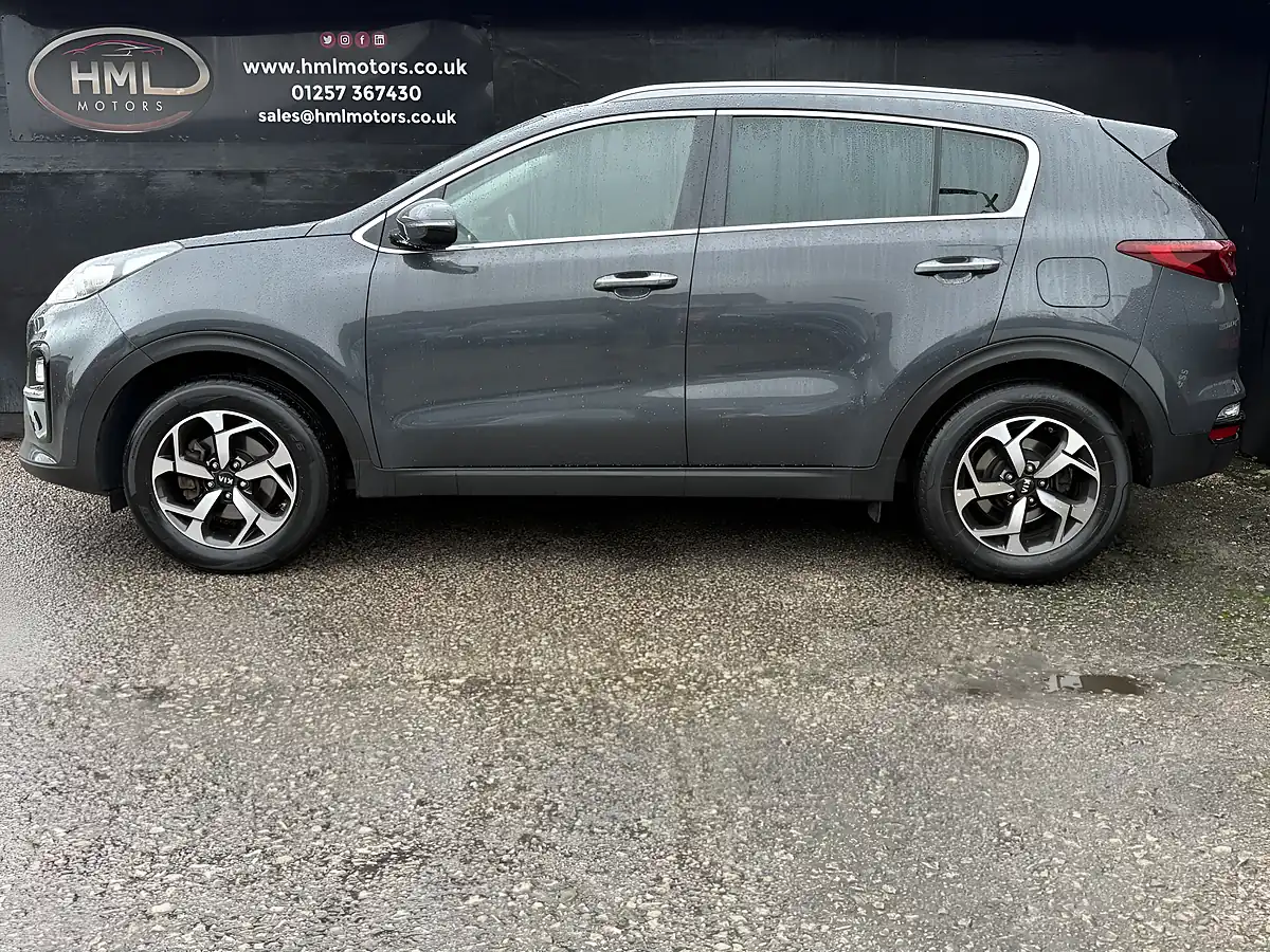 Used 2019 Kia Sportage 2 Grey - Interior and Exterior details 2
