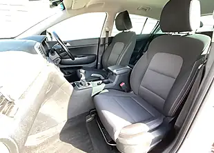 Used 2019 Kia Sportage 2 Isg White - Interior and Exterior details 12
