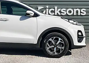 Used 2019 Kia Sportage 2 Isg White - Interior and Exterior details 3
