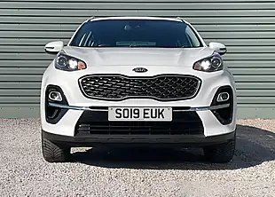 Used 2019 Kia Sportage 2 Isg White - Interior and Exterior details 6