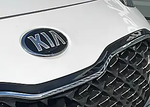 Used 2019 Kia Sportage 2 Isg White - Interior and Exterior details 8