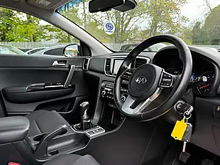 Used 2019 Kia Sportage 2 Phantom Black - Interior and Exterior details 16