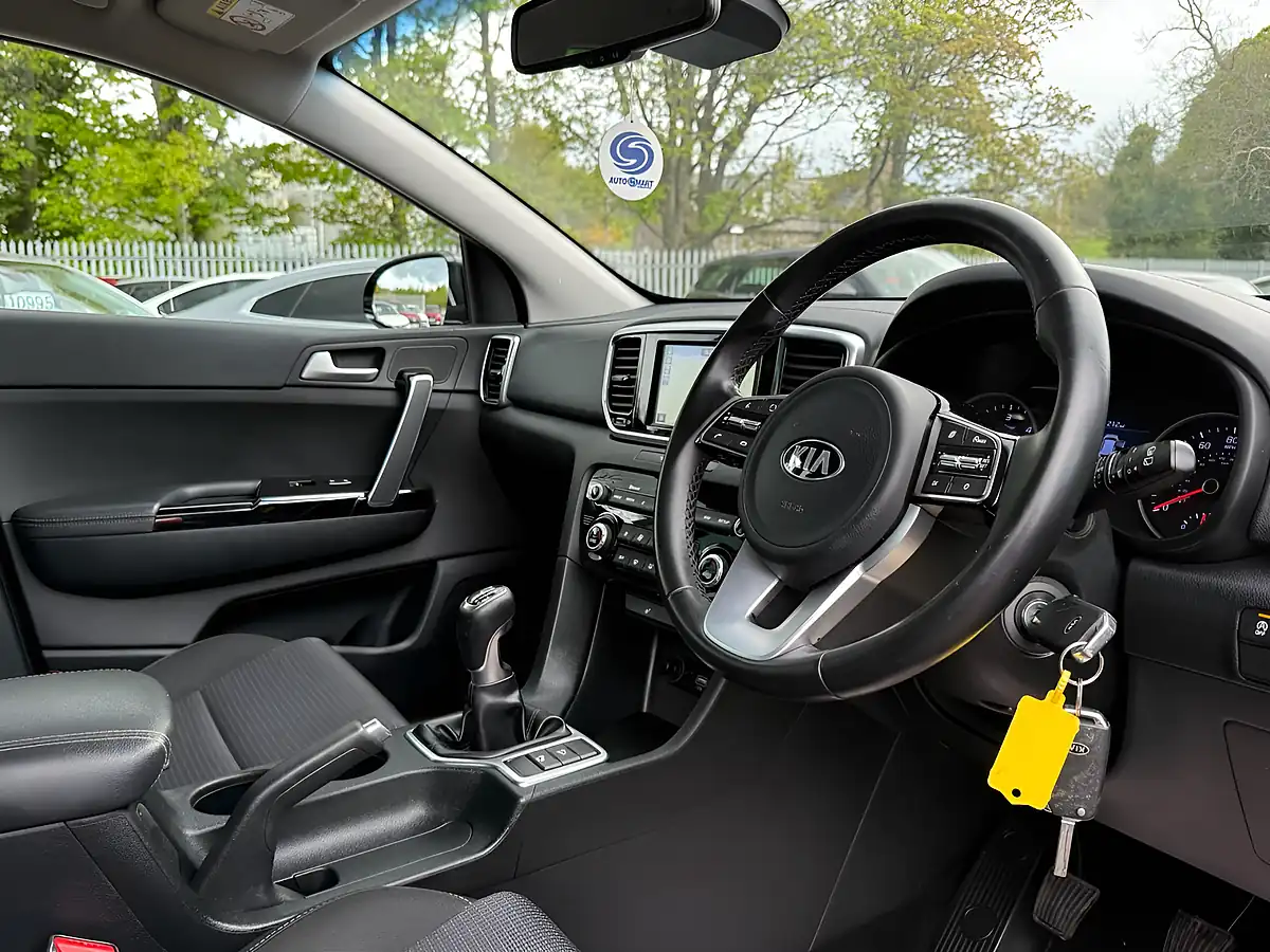 Used 2019 Kia Sportage 2 Phantom Black - Interior and Exterior details 16