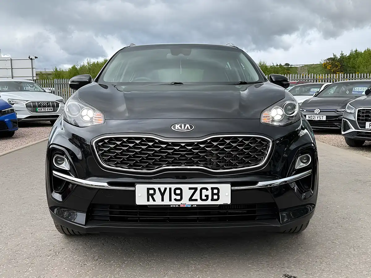 Used 2019 Kia Sportage 2 Phantom Black - Interior and Exterior details 2