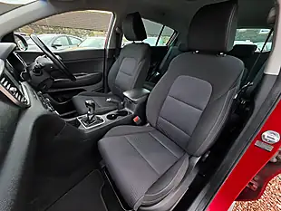 Used 2019 Kia Sportage 2 Red - Interior and Exterior details 10