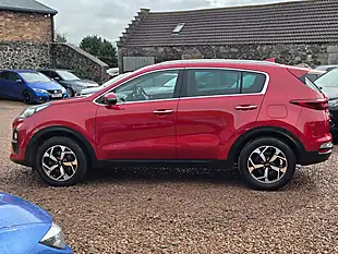 Used 2019 Kia Sportage 2 Red - Interior and Exterior details 14