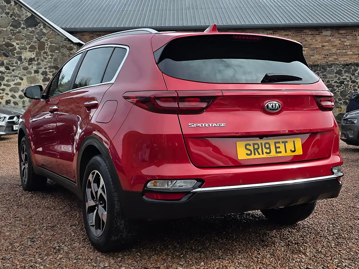 Used 2019 Kia Sportage 2 Red - Interior and Exterior details 15