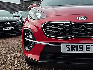 Used 2019 Kia Sportage 2 Red - Interior and Exterior details 4