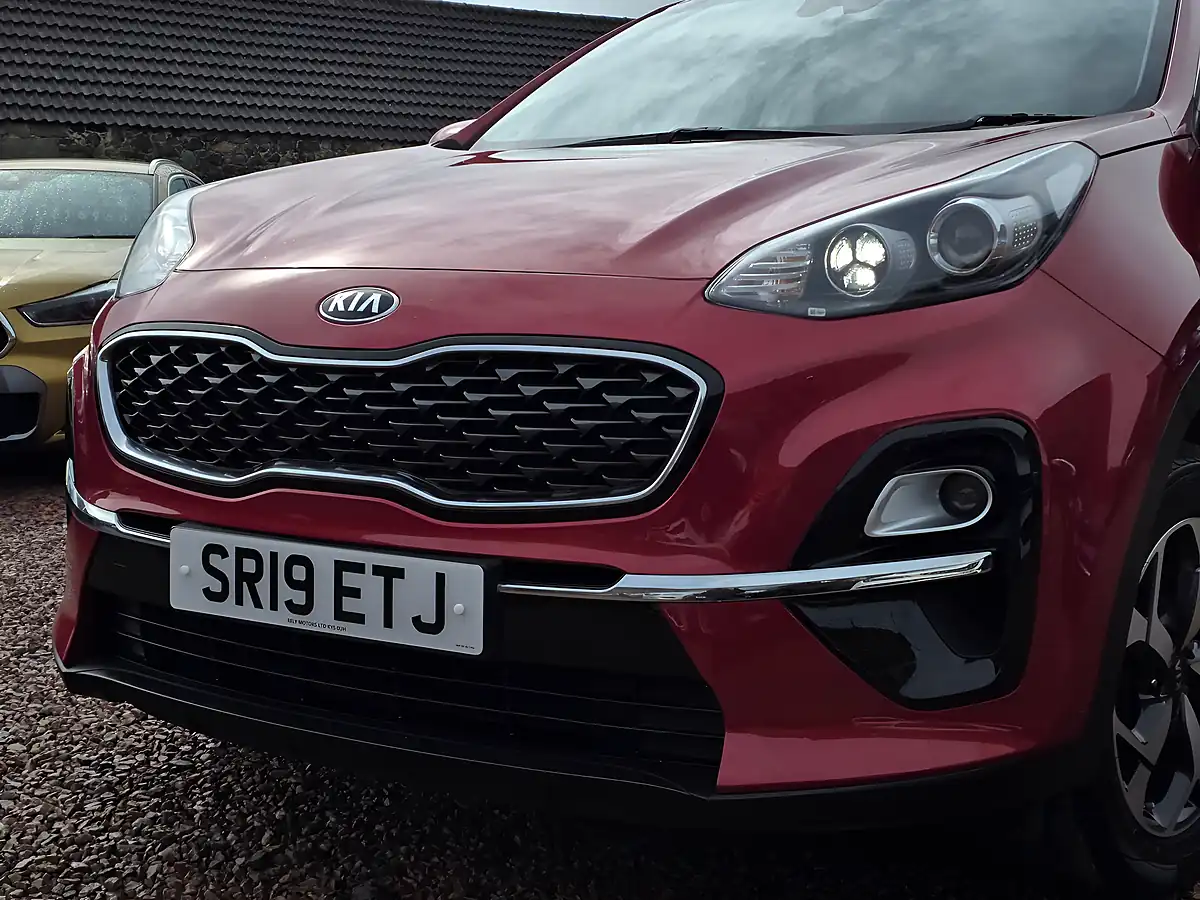 Used 2019 Kia Sportage 2 Red - Interior and Exterior details 6