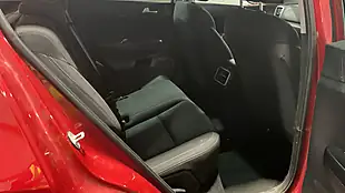Used 2019 Kia Sportage 2 Red - Interior and Exterior details 5