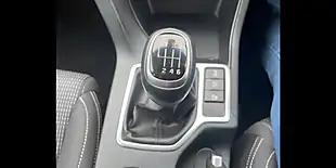 Used 2019 Kia Sportage 2 Red - Interior and Exterior details 17