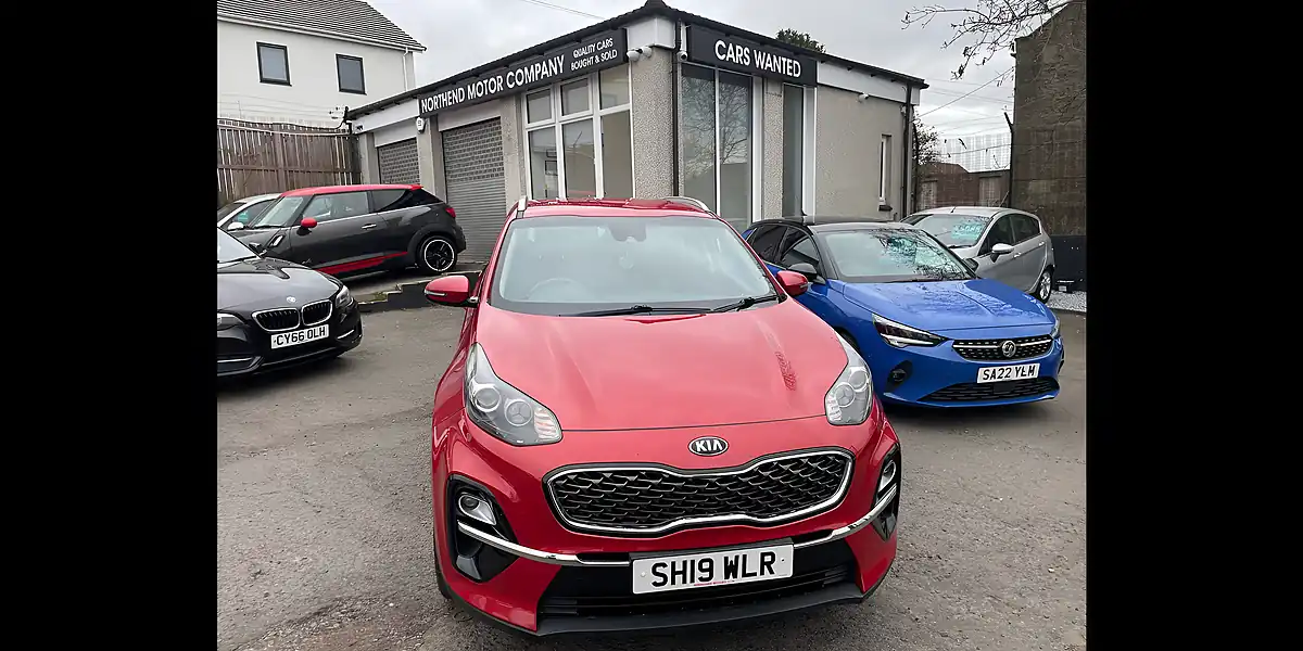 Used 2019 Kia Sportage 2 Red - Interior and Exterior details 2