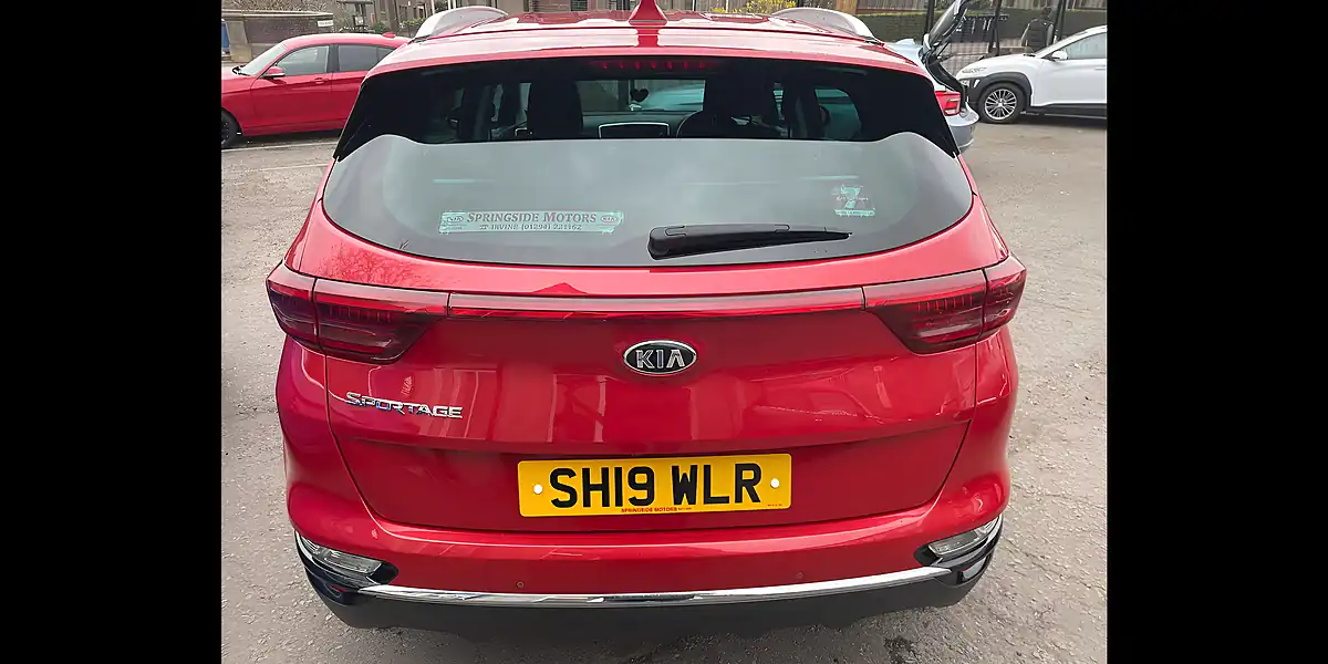 Used 2019 Kia Sportage 2 Red - Interior and Exterior details 5
