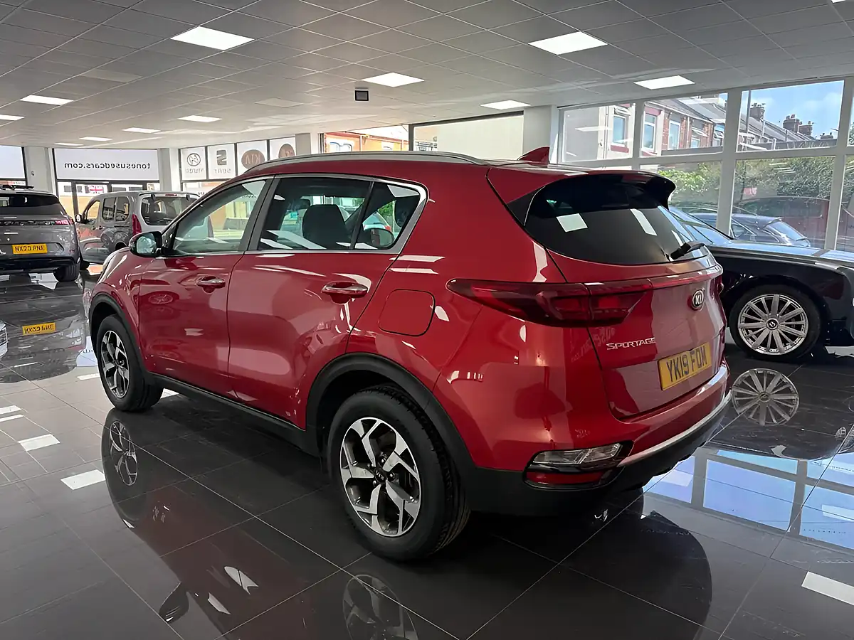 Used 2019 Kia Sportage 2 Red - Interior and Exterior details 10