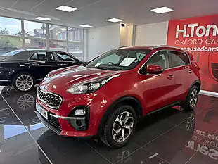 Used 2019 Kia Sportage 2 Red - Interior and Exterior details 13