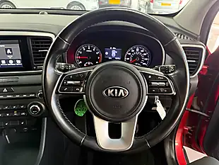 Used 2019 Kia Sportage 2 Red - Interior and Exterior details 16