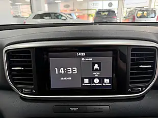 Used 2019 Kia Sportage 2 Red - Interior and Exterior details 17