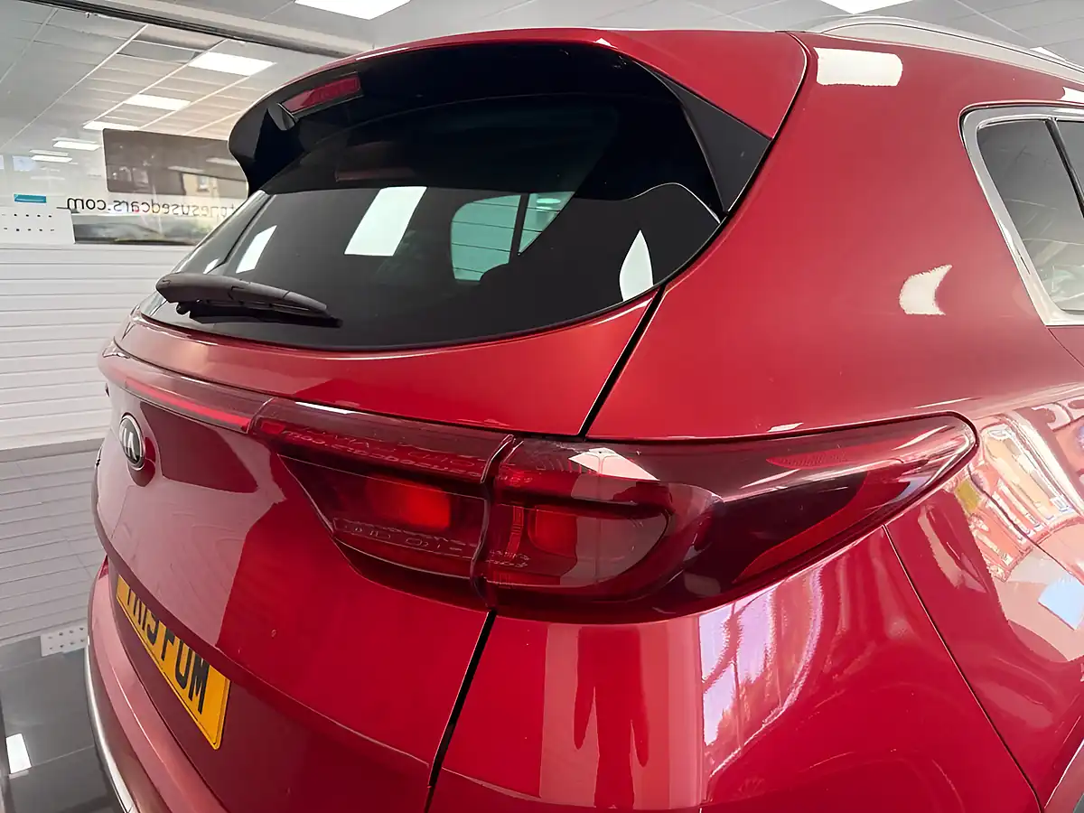 Used 2019 Kia Sportage 2 Red - Interior and Exterior details 7