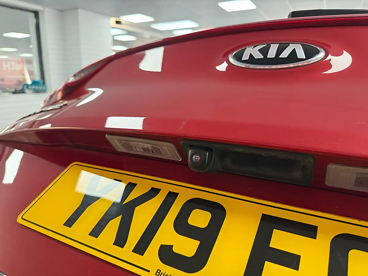 Used 2019 Kia Sportage 2 Red - Interior and Exterior details 9