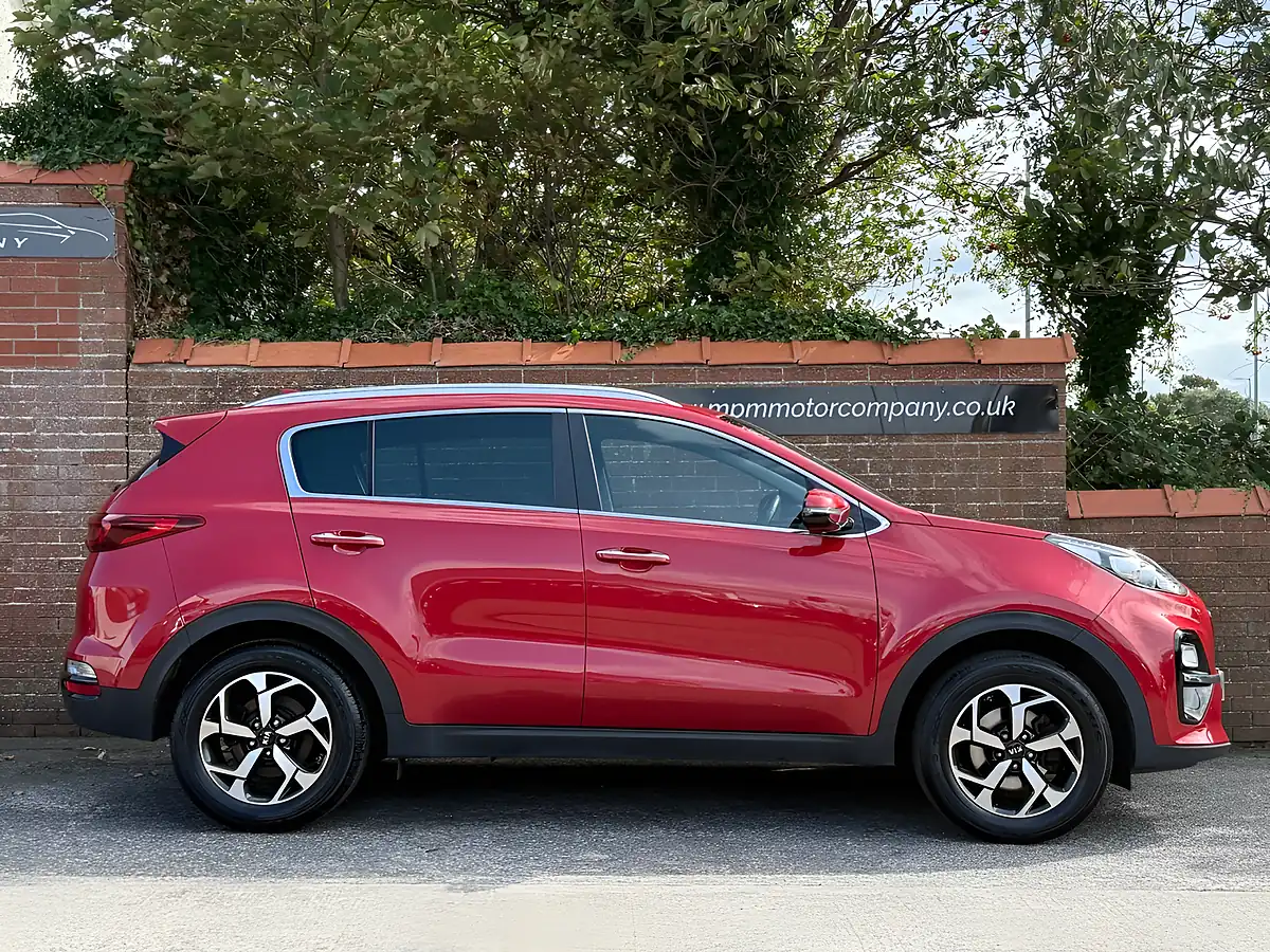 Used 2019 Kia Sportage 2 Red - Interior and Exterior details 3