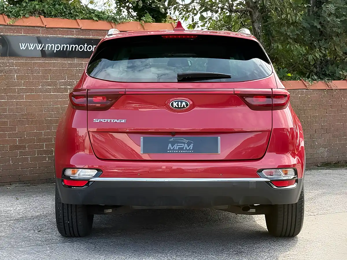Used 2019 Kia Sportage 2 Red - Interior and Exterior details 8