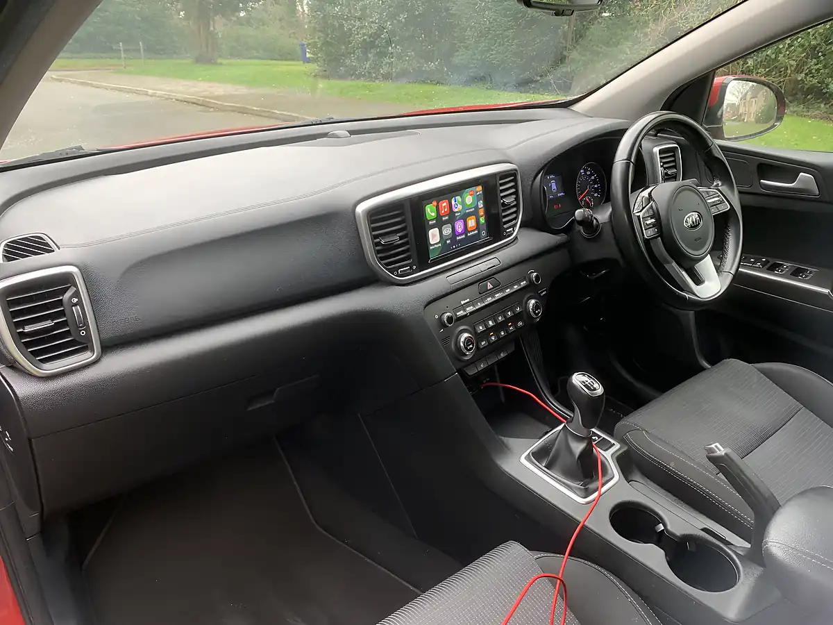 Used 2019 Kia Sportage 2 Red - Interior and Exterior details 14