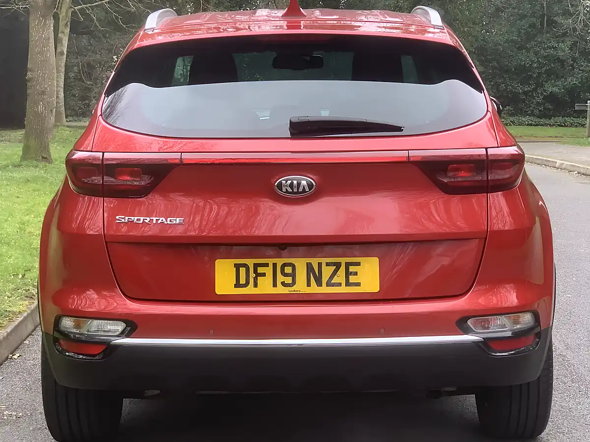 Used 2019 Kia Sportage 2 Red - Interior and Exterior details 4