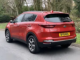 Used 2019 Kia Sportage 2 Red - Interior and Exterior details 5