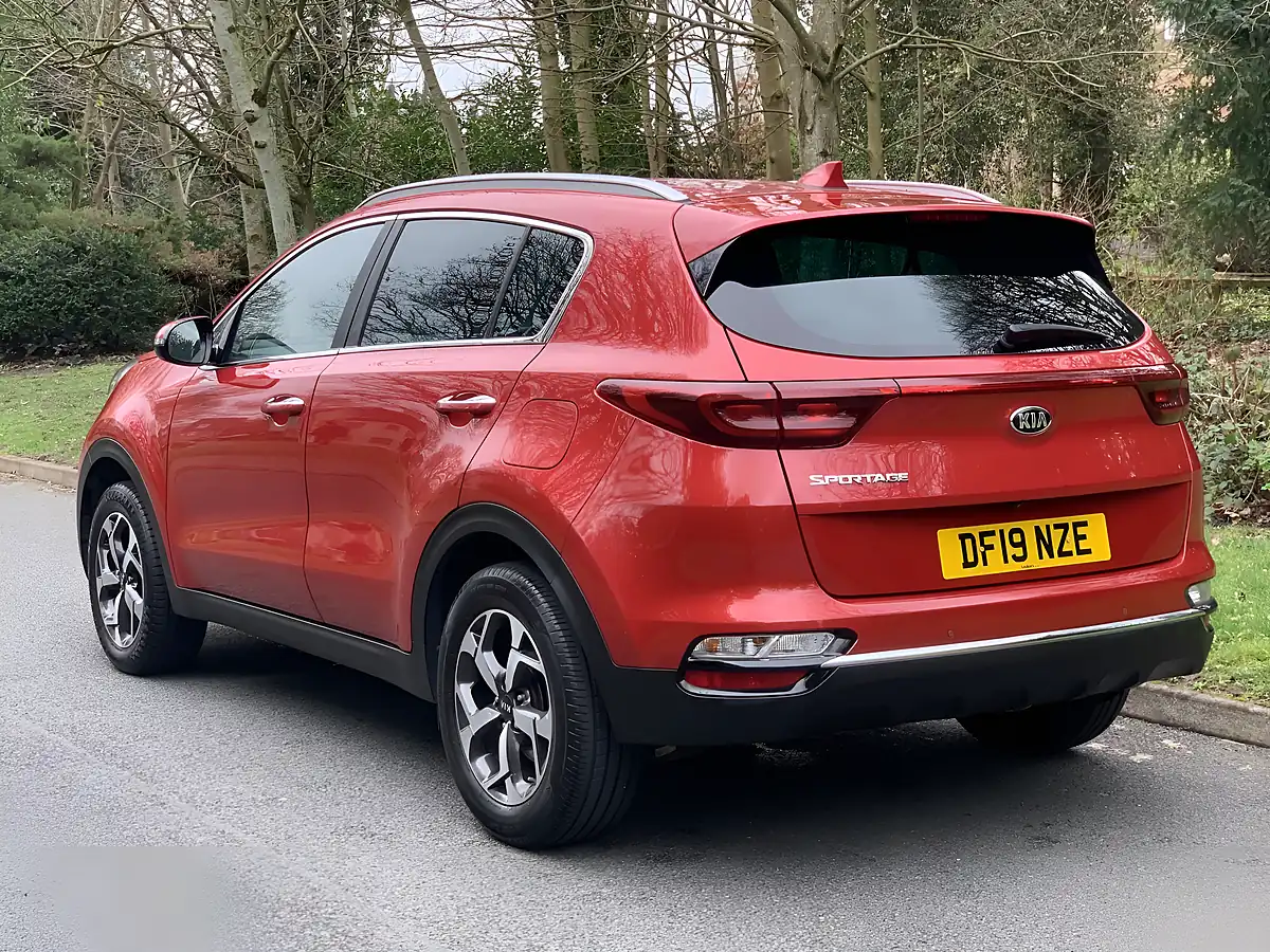 Used 2019 Kia Sportage 2 Red - Interior and Exterior details 5